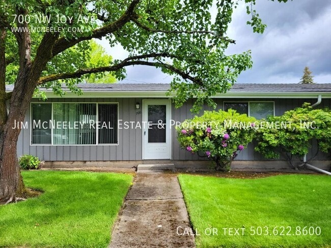 Photo - 700 NW Joy Ave