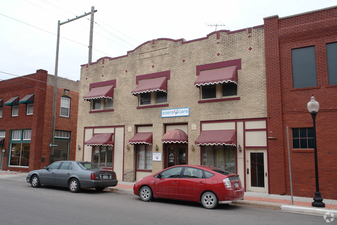 Photo - 112 W Pine Ave Apartments