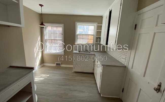3570 Lynnfield Rd