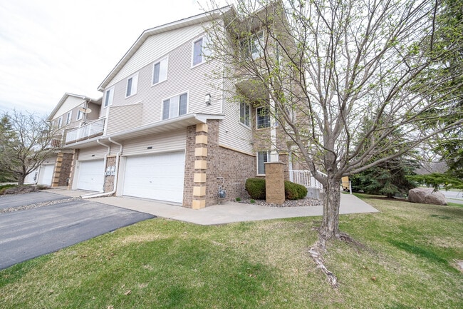 Photo - 6988 S Park Dr