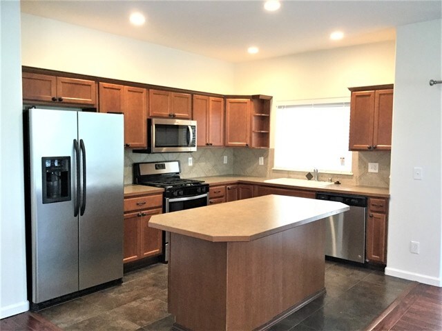 Photo - 5100 Balustrade Blvd SE