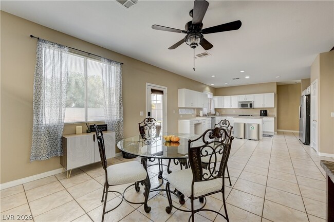 Building Photo - 268 Copper Glow Ct