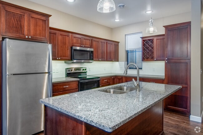 3BR, 2BA - 1550SF - Devil's Lake Townhomes