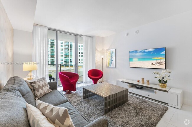 Building Photo - 1300 Brickell Bay Dr Unit 1010 Rental