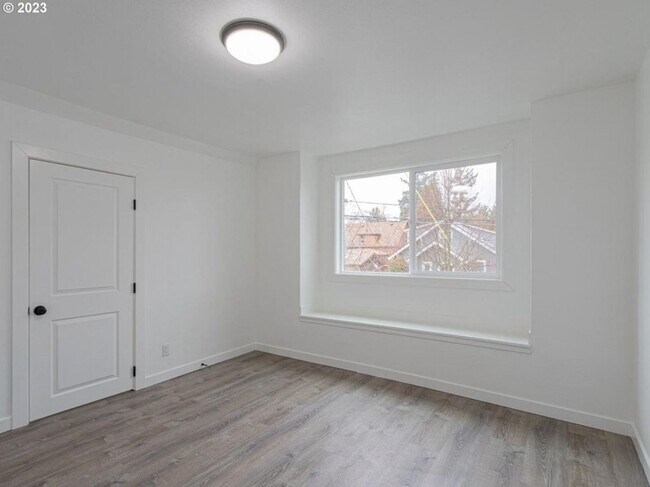 Photo - 212 N Blandena St Unit 212 N Blandena St B