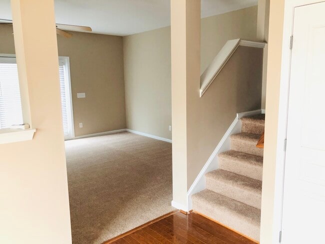 Photo - 232 Broadgait Brae Road