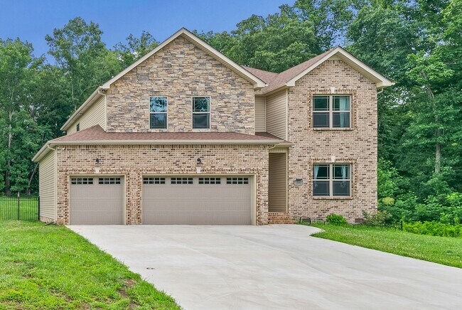 Photo - Pet Friendly Four Bedroom!