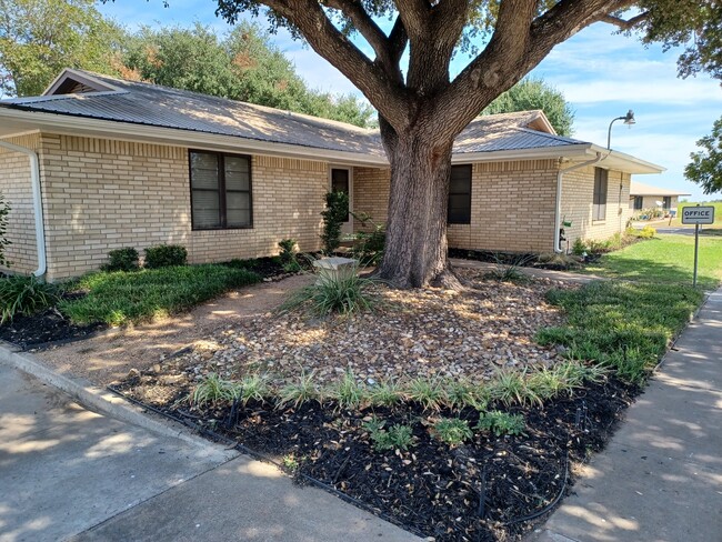 Photo - 301 Grace Ln Unit #301