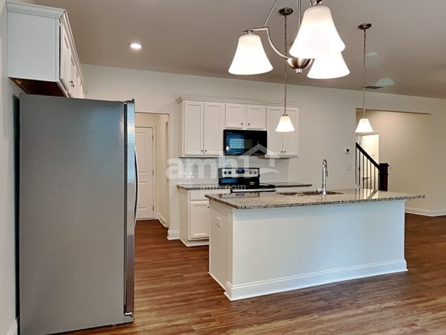 Photo - 138 Cobblestone Dr