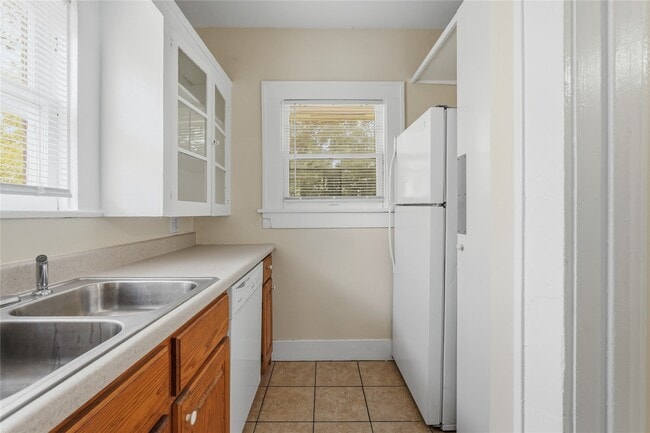 4201 Woodleigh St Unit 3