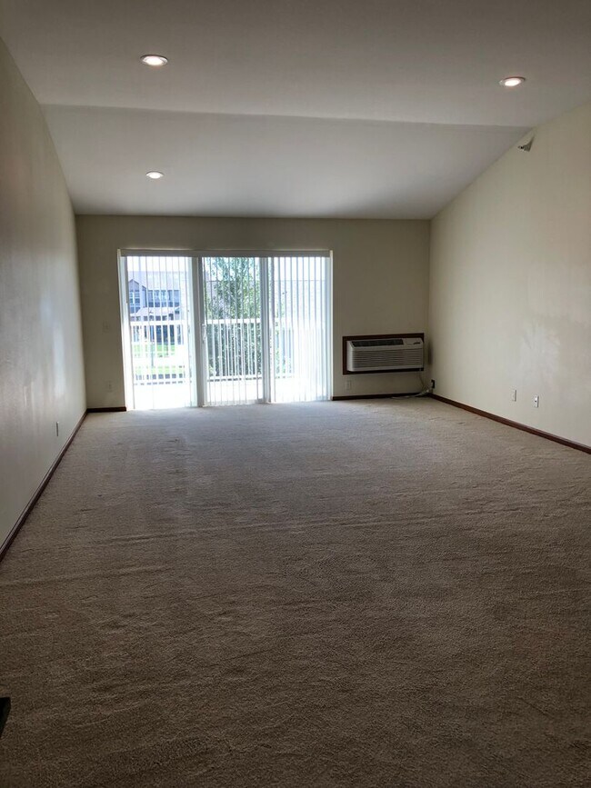 Photo - House- NW Unidad A