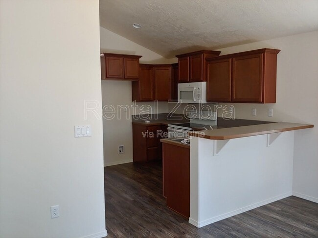 1424 NW 9th St