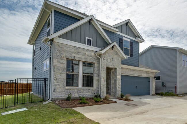 Photo - 2225 Offerande Dr