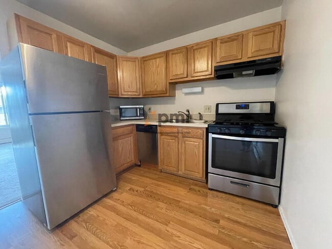 Photo - 111 Harrington Ave Unit Apt 16