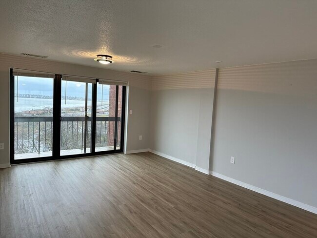 Photo - 12 Chancery Ct Unidad PH-7