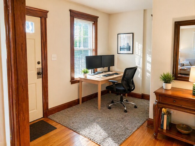 Building Photo - 144 Nonantum St