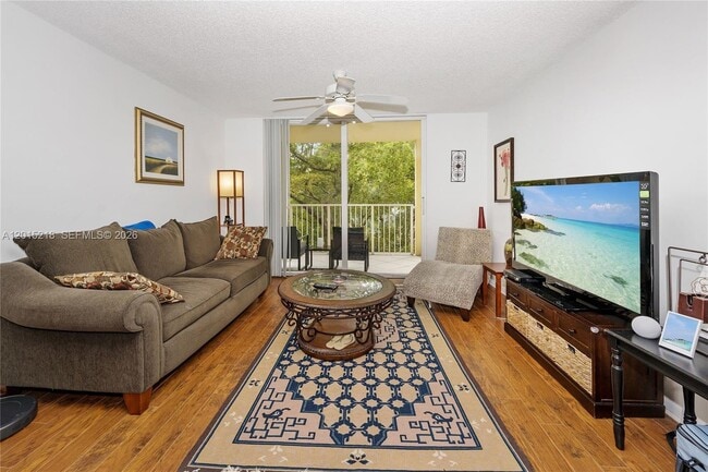 Photo - 19555 E Country Club Dr Unit 8408