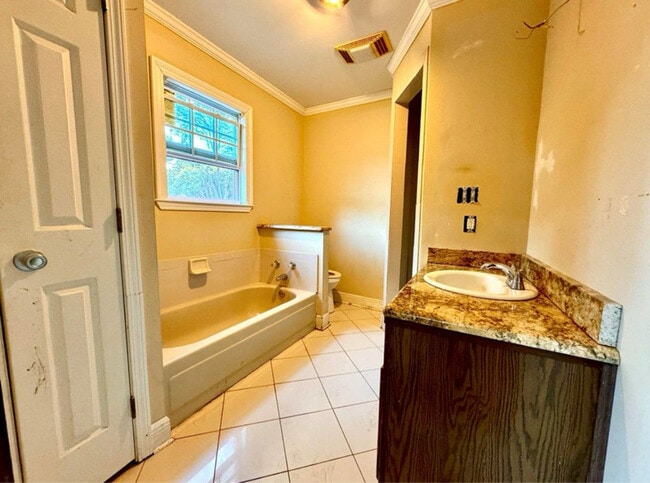 Photo - 721 Pearl River Ave Unit A