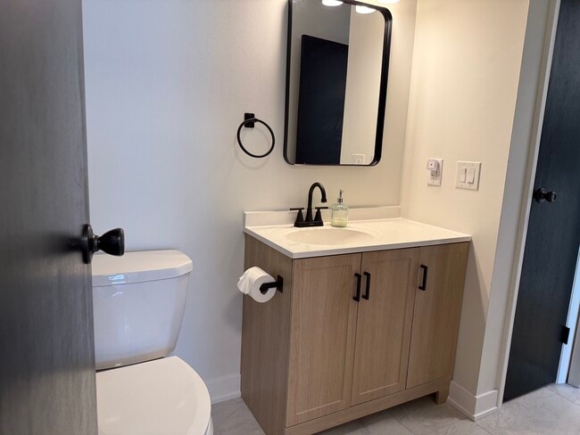 Photo - 925 Taylorsview Dr Unit Taylorsview