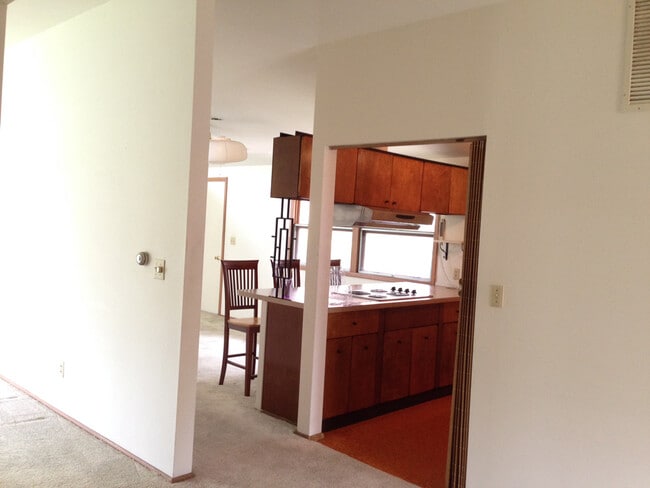 Photo - 1914 S Harding Dr