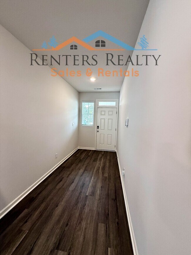 Photo - 4 bedroom Townhouse in Madison
