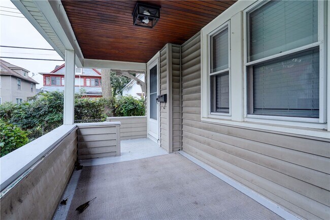 Photo - 27 Winston Pl