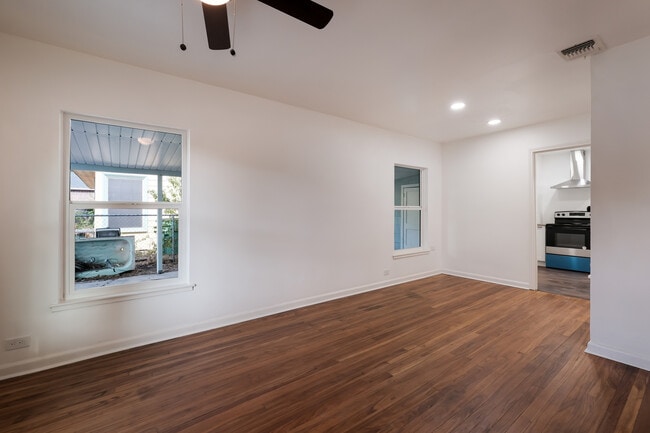 Photo - 143 Shasta Ave