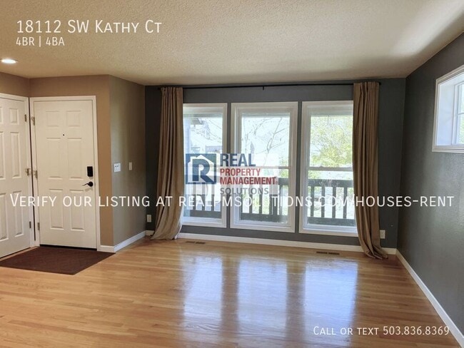 Photo - 18112 SW Kathy Ct