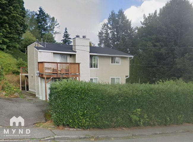 Building Photo - 218 10th St