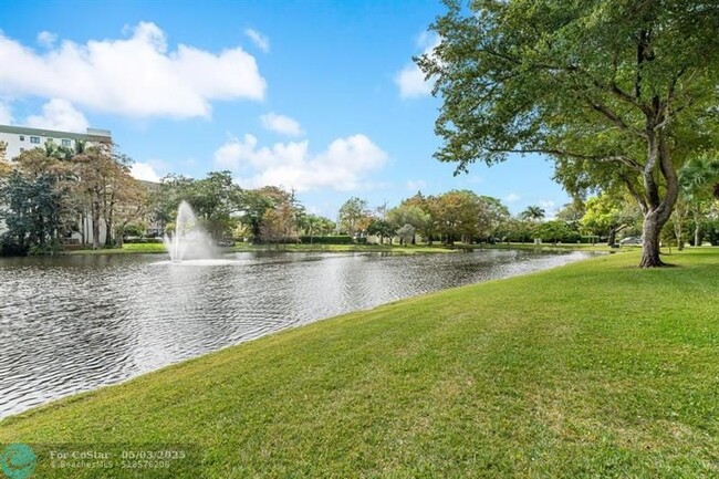 Photo - 2240 N Cypress Bend Dr Condo Unit 708