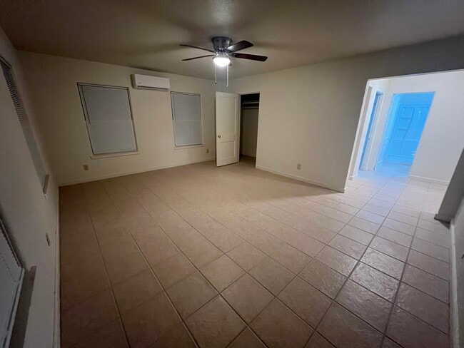 Building Photo - 217 N 1st St Unit 7 Rental
