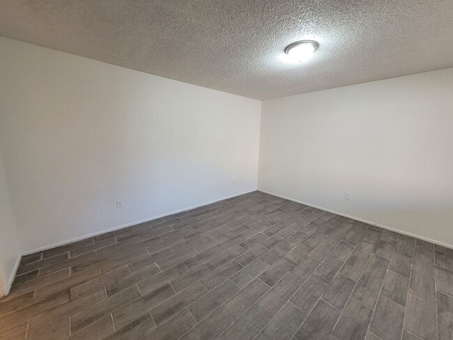 Photo - 2630 S Virginia Dr Unit 2630