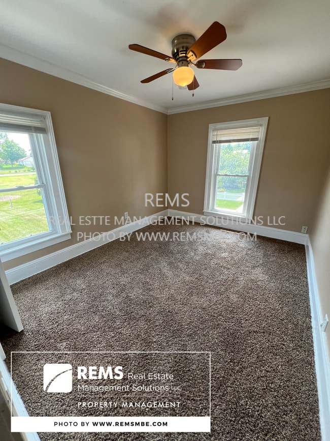 Photo - 222 Mill St Unit 1/2