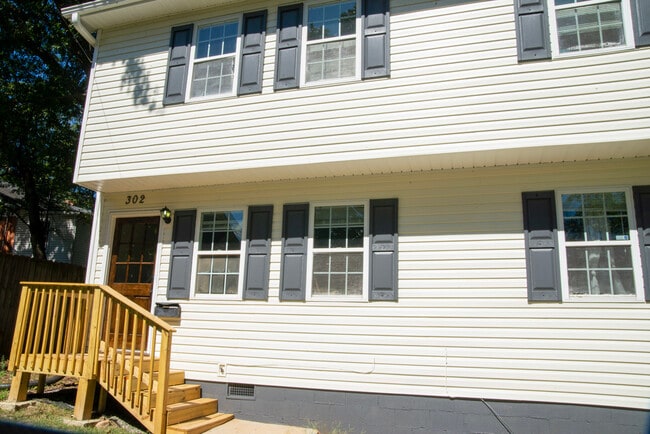 Unit 302 - 302 Atlanta Ave SE