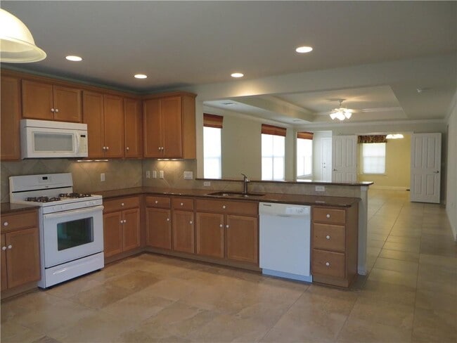 Photo - 109 Eisenhower Court