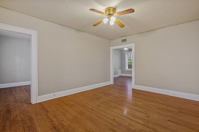Photo - Highland Court