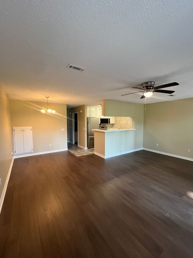 Photo - 176 Woodmere Dr Unit 176 Woodmere Drive