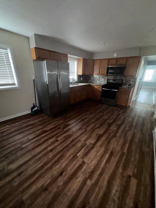 1021 S 16th Ave Unit 1
