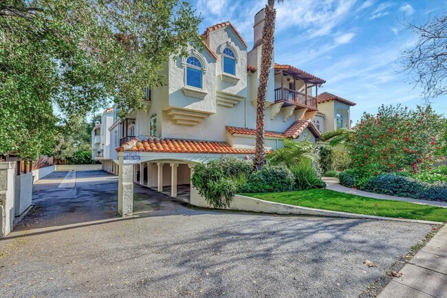 Photo - Spacious Townhome in Palo Alto
