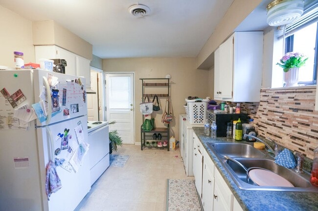 Photo - 729 Golfview Dr