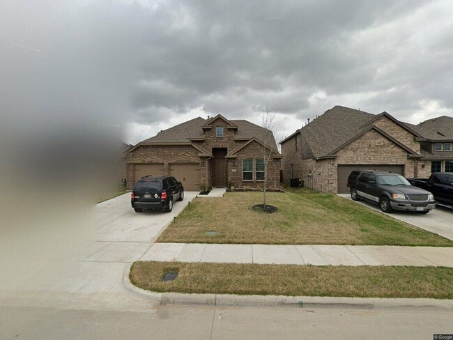 Building Photo - Spacious and Modern Rental Home Available!