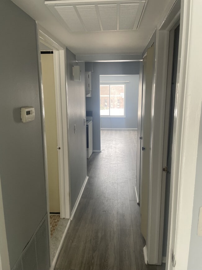 Photo - 25 E Elmwood Ave