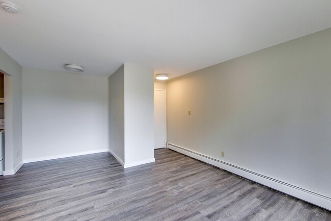 Photo - Recently Renovated 1 Bedroom 1 Bathroom Apartment! Unité 306