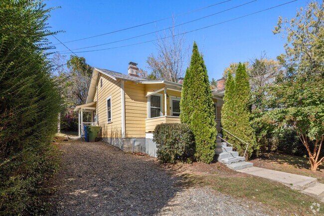 Building Photo - Absolutely Adorable Montford Cottage - One... Rental