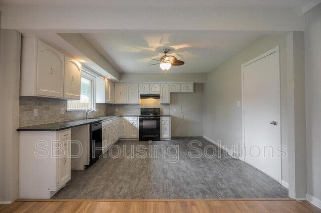 Photo - 1616 S Pleasant St