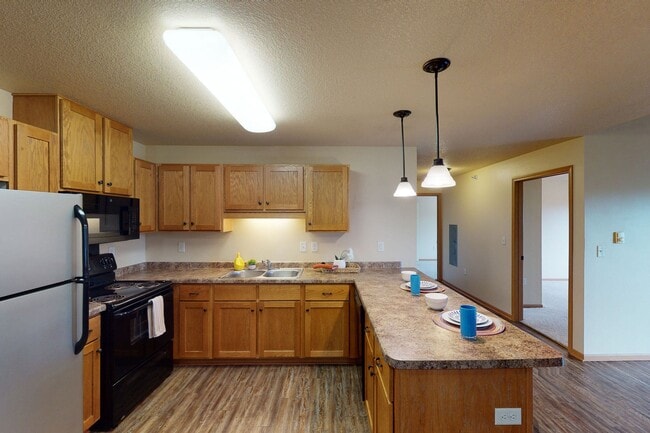 Williston Garden Kitchen - Williston Garden