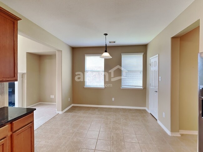 Photo - 633 Rocky Hollow Ln