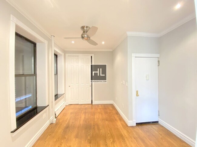 Photo - Mott Street Unit 8