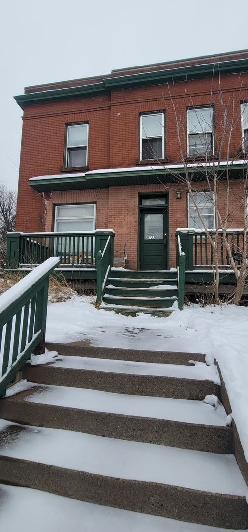 Photo - 120-122 N 12th Ave E Unit 122 N 12th Ave E