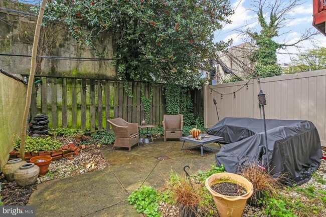 Photo - 1720 Wallace St